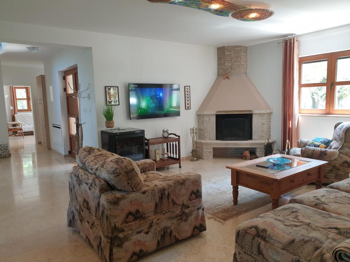 Villa Valeria Divsici Ngoại thất bức ảnh